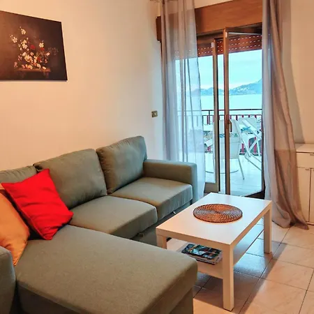 Maremonti Apartment *